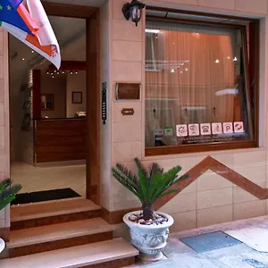 4* Appart hôtel Eleonora